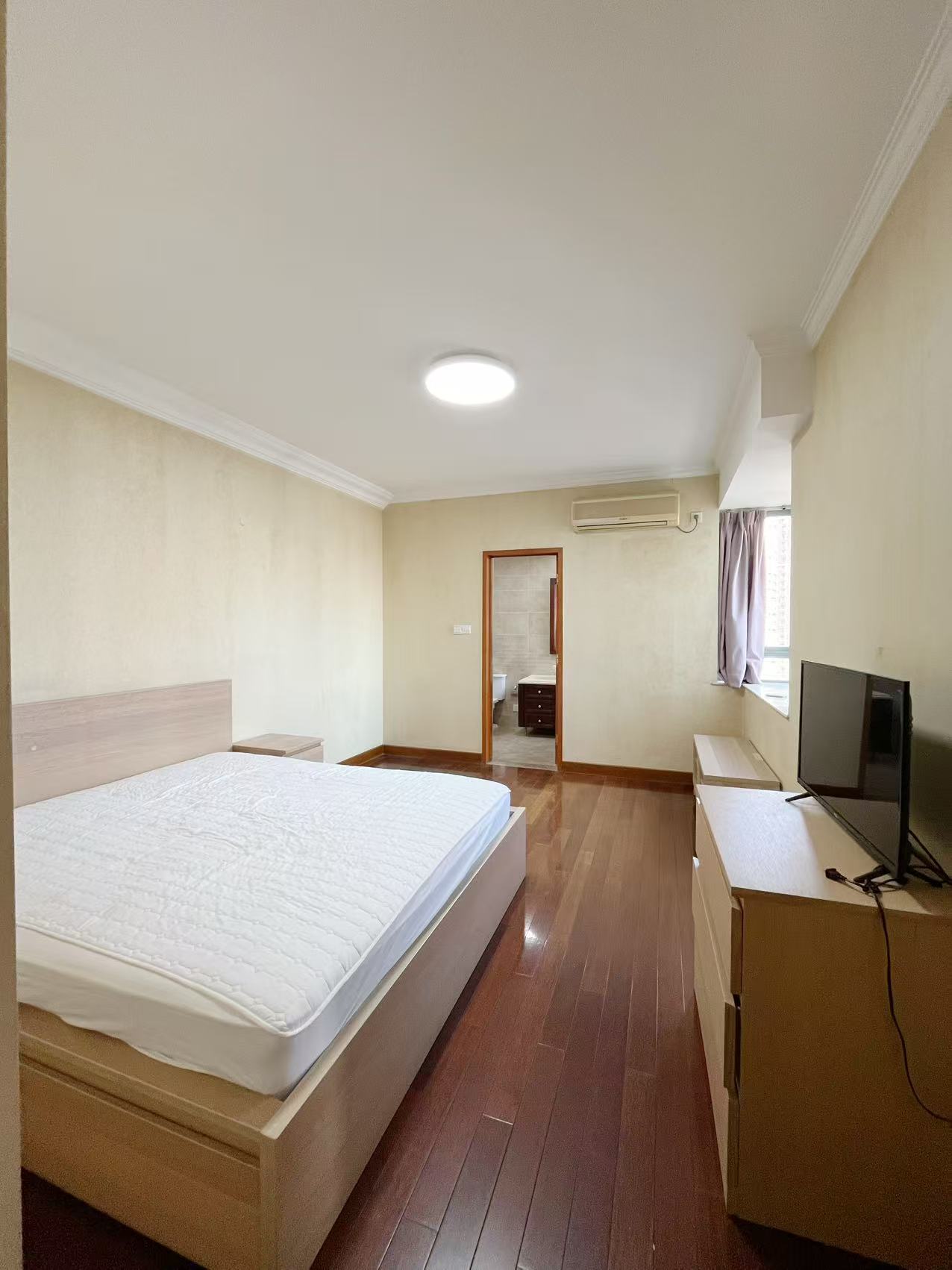 嘉里华庭一期高区含产权车位上江五小学