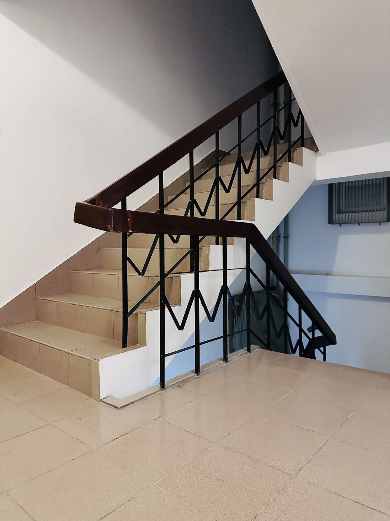 大堂、楼道、客厅、卧室