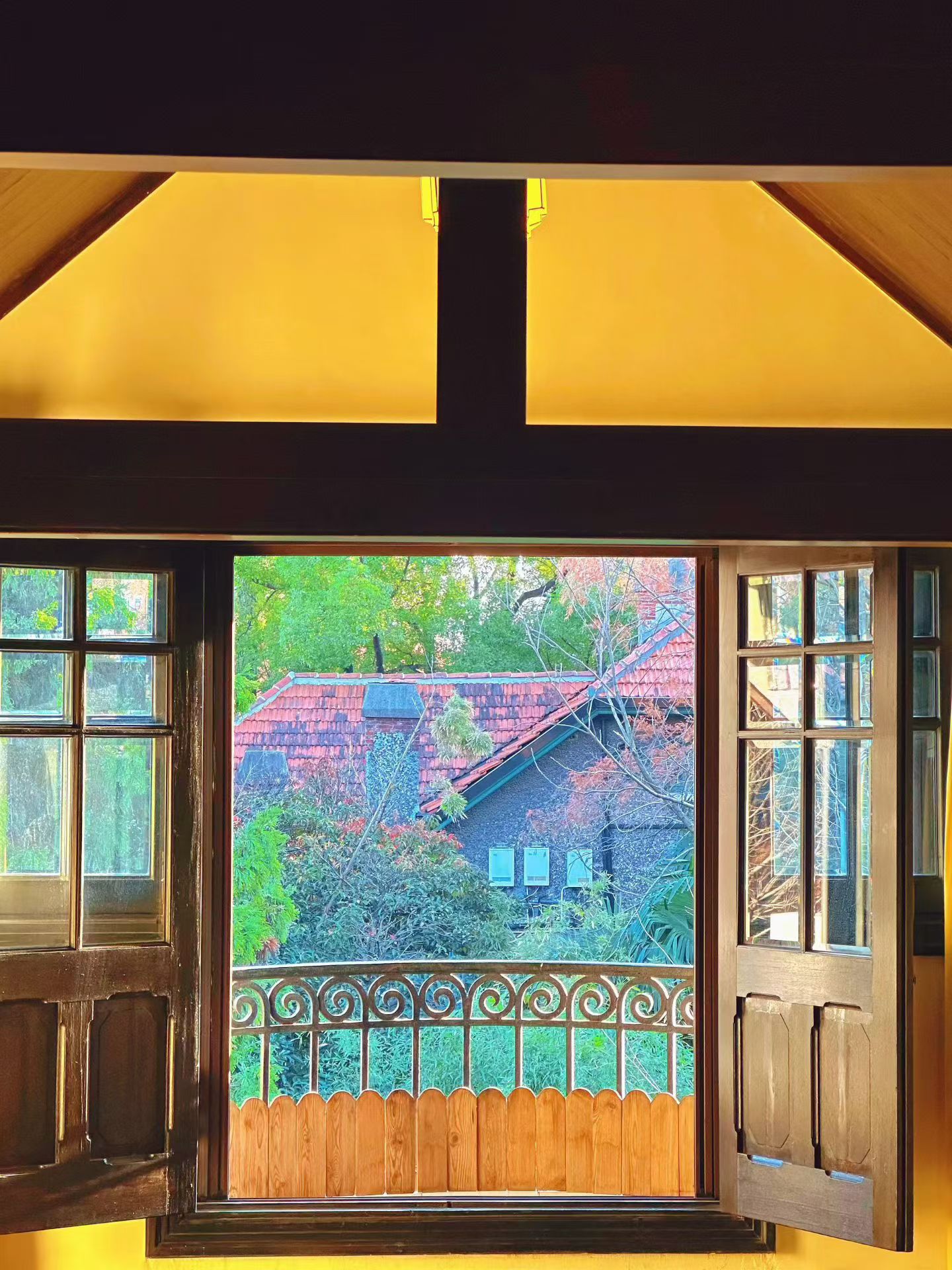 永嘉路沿街花园洋房名人故居