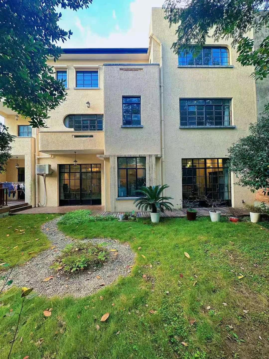 淮海中路上海新村邨独栋经典四开间花园洋房